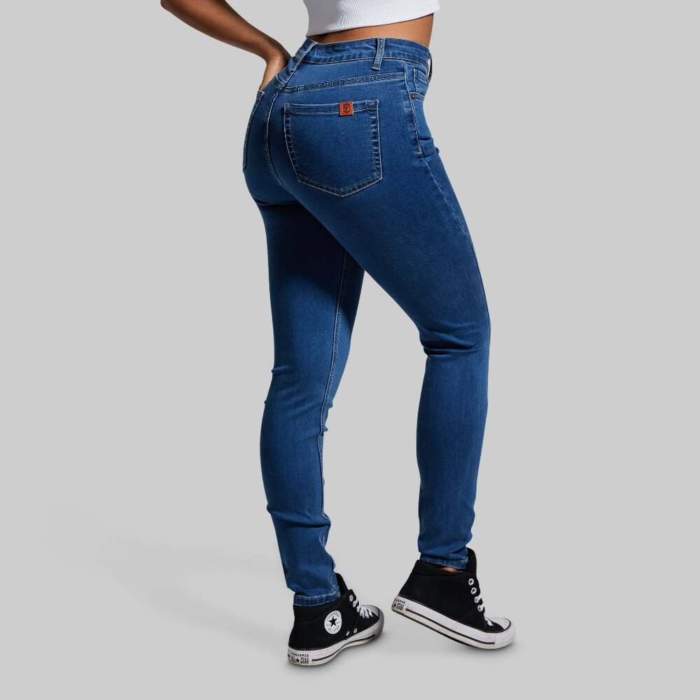 Born Primitive FLEX Stretchy High-Rise Skinny Jean (Mid Wash) Size SmallSmall /